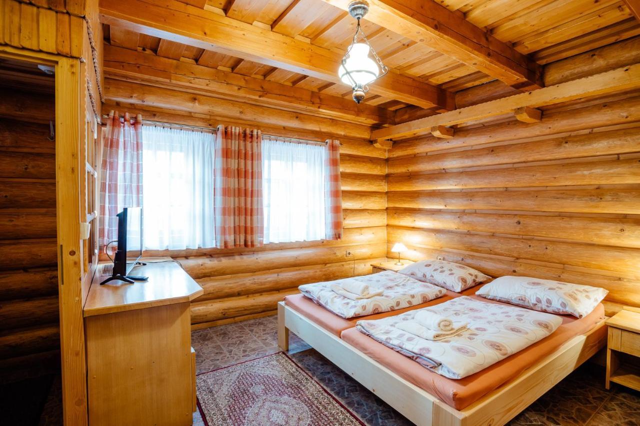Janosikova Valaska Hills Apartments Терхова Экстерьер фото