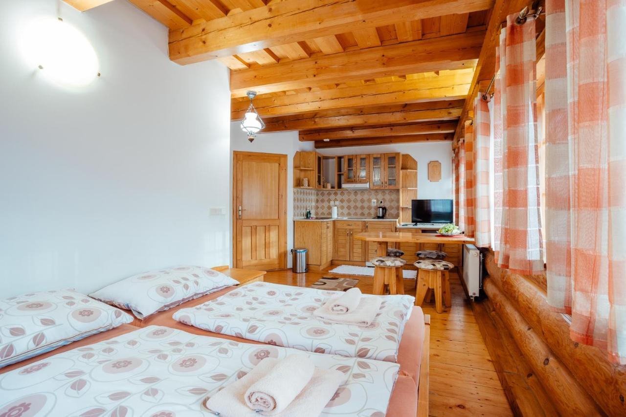 Janosikova Valaska Hills Apartments Терхова Экстерьер фото