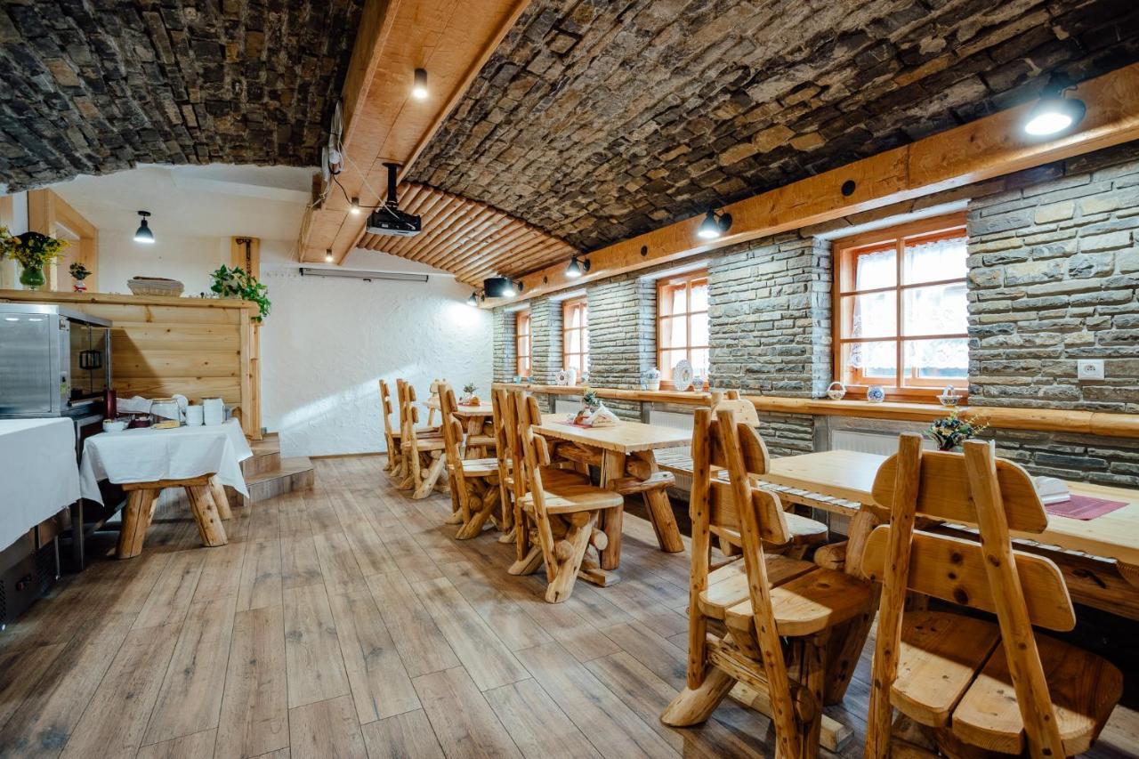 Janosikova Valaska Hills Apartments Терхова Экстерьер фото