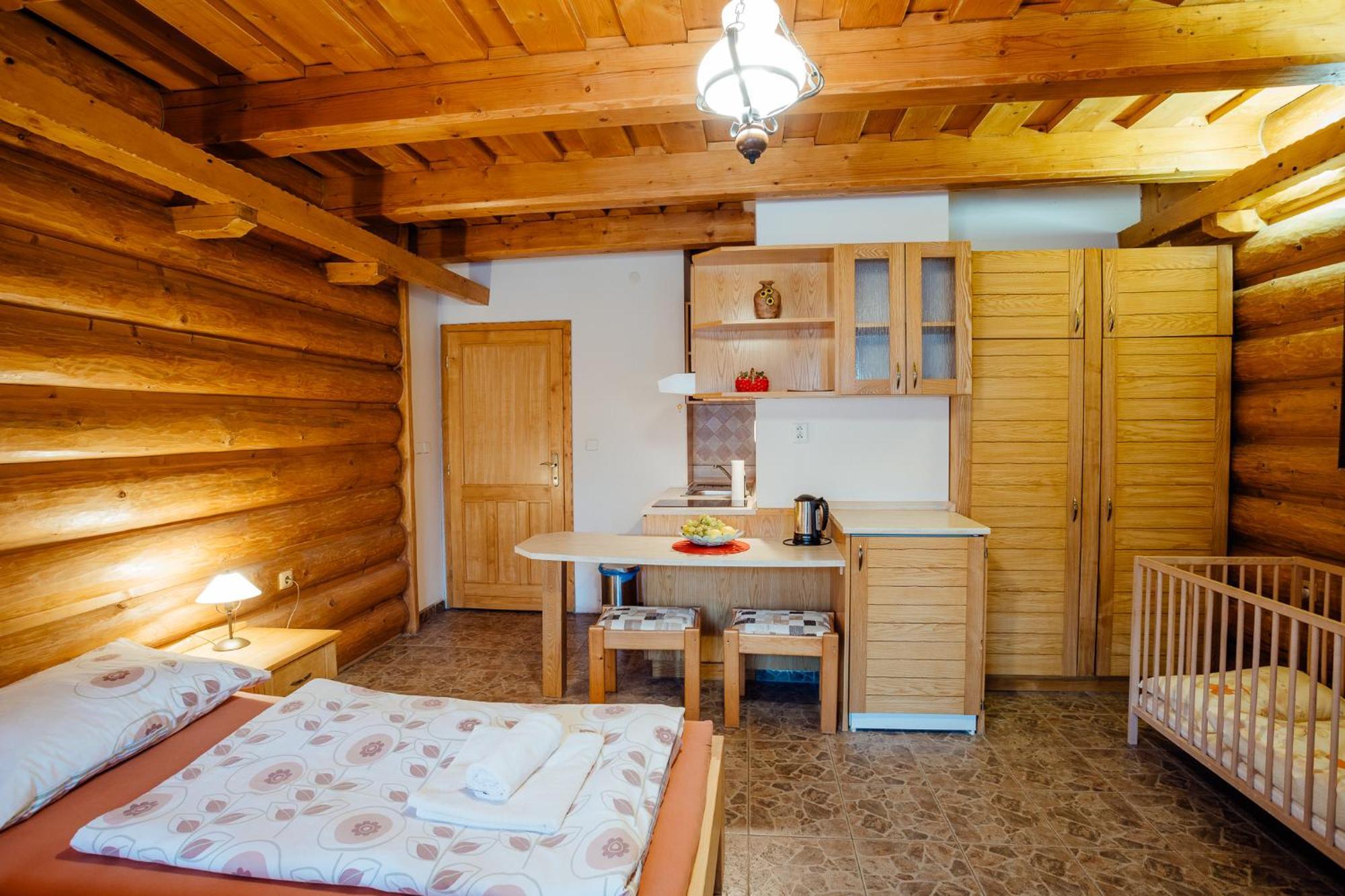 Janosikova Valaska Hills Apartments Терхова Экстерьер фото